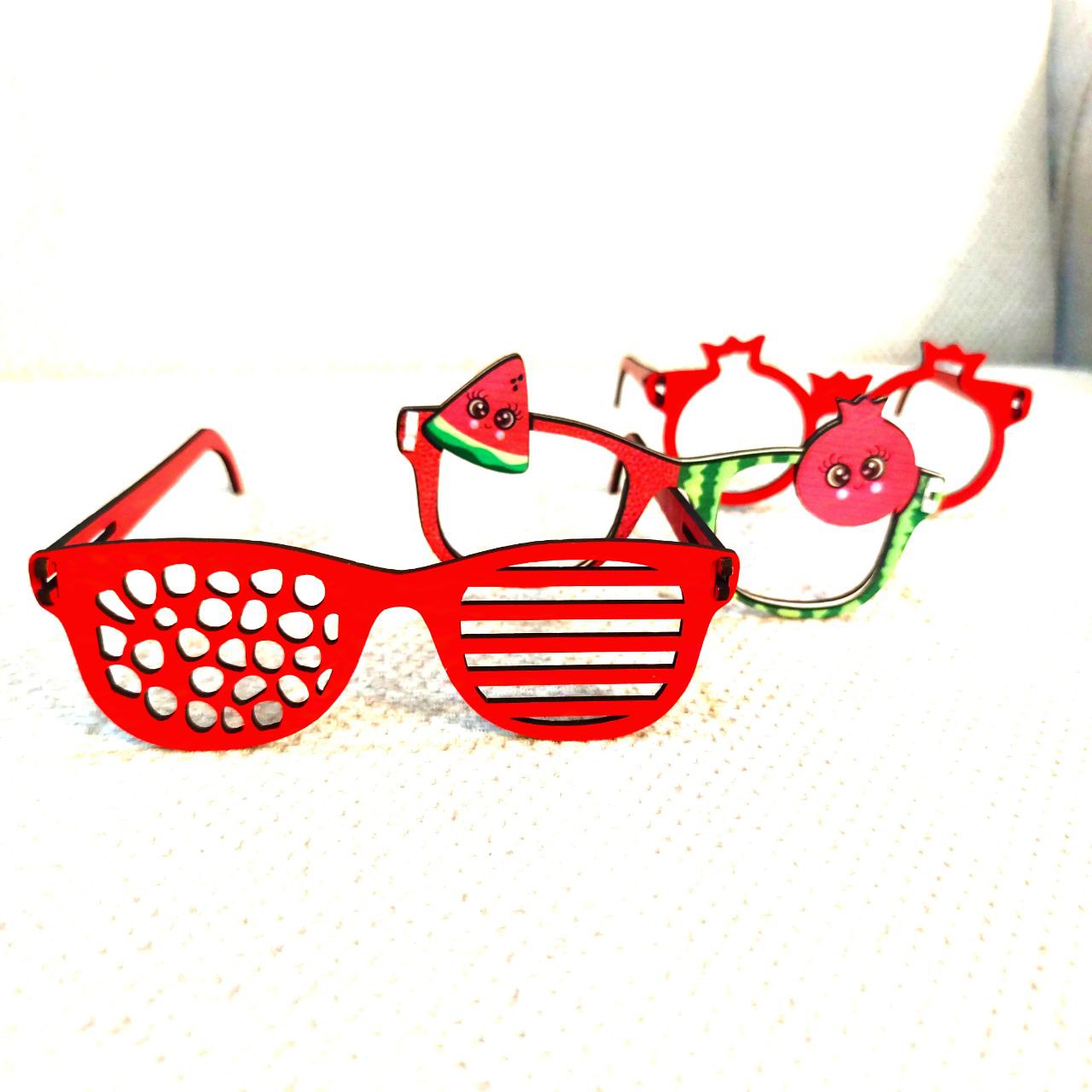 خط کش فانتزی هندوانه در دو رنگ دخترانه و پسرانه 20 سانتی متری چاپ مستقیم روی چوب همچنین صدها محصول مناسب <a href="https://www.madresechee.ir/product-category/%d8%ac%d8%a7%db%8c%d8%b2%d9%87-%d9%85%d8%af%d8%b1%d8%b3%d9%87/">جایزه مدرسه</a> عینک چوبی یلدا مدل انار