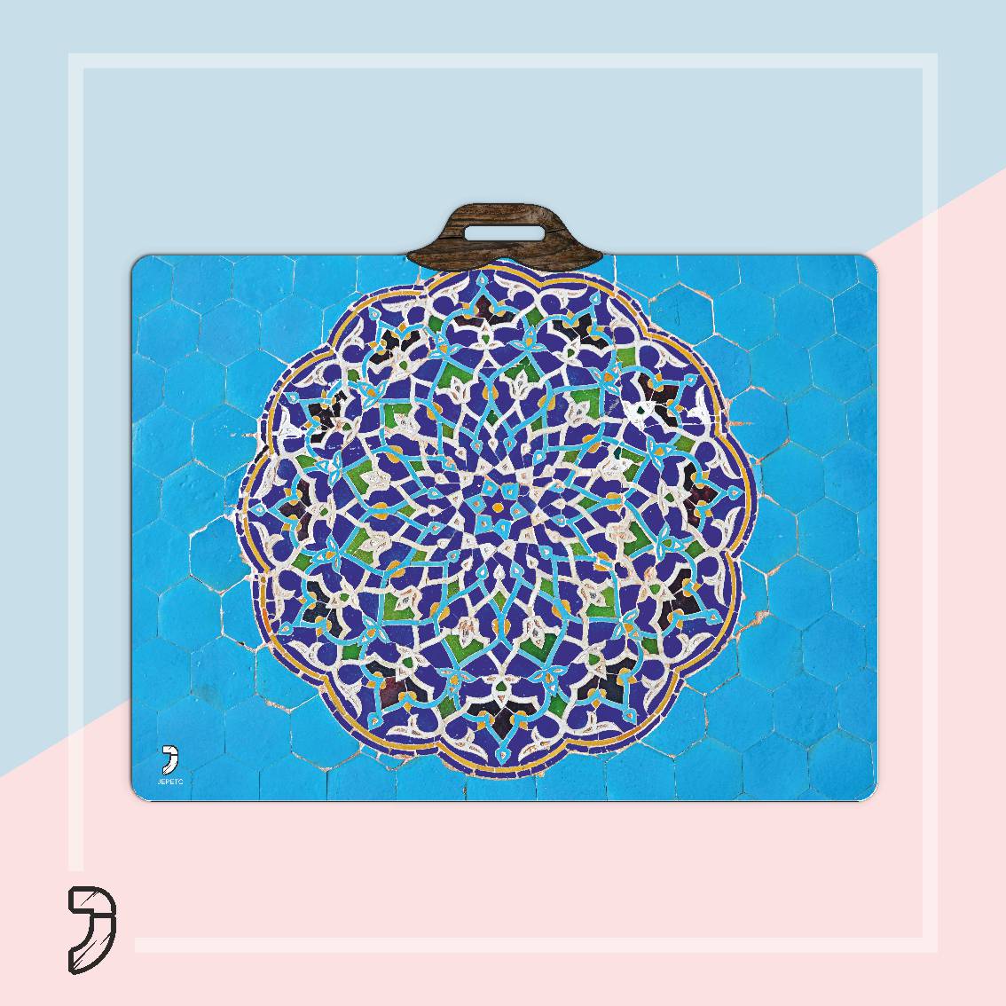 <h3 data-start="93" data-end="162">تخته شاسی A2 03</h3> 🎨 <strong data-start="583" data-end="618">ویژگیهای متمایز این تخته شاسی:</strong><br data-start="618" data-end="621" />✔ <strong data-start="623" data-end="659">جنس چوبی با چاپ مستقیم و باکیفیت</strong> – مقاوم در برابر خطوخش و رطوبت<br data-start="691" data-end="694" />✔ <strong data-start="696" data-end="733">طراحی ویژه با الهام از هنر ایرانی</strong> – ترکیب سنت و مدرنیته در یک محصول خاص<br data-start="771" data-end="774" />✔ <strong data-start="776" data-end="800">سه گیره فلزی قدرتمند</strong> – برای نگهداشتن انواع کاغذ، مقوا و بومهای هنری<br data-start="849" data-end="852" />✔ <strong data-start="854" data-end="877">دارای دسته حمل راحت</strong> – مناسب برای استفاده در هر موقعیت<br data-start="911" data-end="914" />✔ <strong data-start="916" data-end="938">ابعاد استاندارد A2</strong> – گزینهای عالی برای طراحی، نقاشی، اسکیس و معماری<br data-start="988" data-end="991" />✔ <strong data-start="993" data-end="1015">کالکشن متنوع و خاص</strong> – طرحهای مختلف برای سلیقههای گوناگون تخته شاسی A2 03